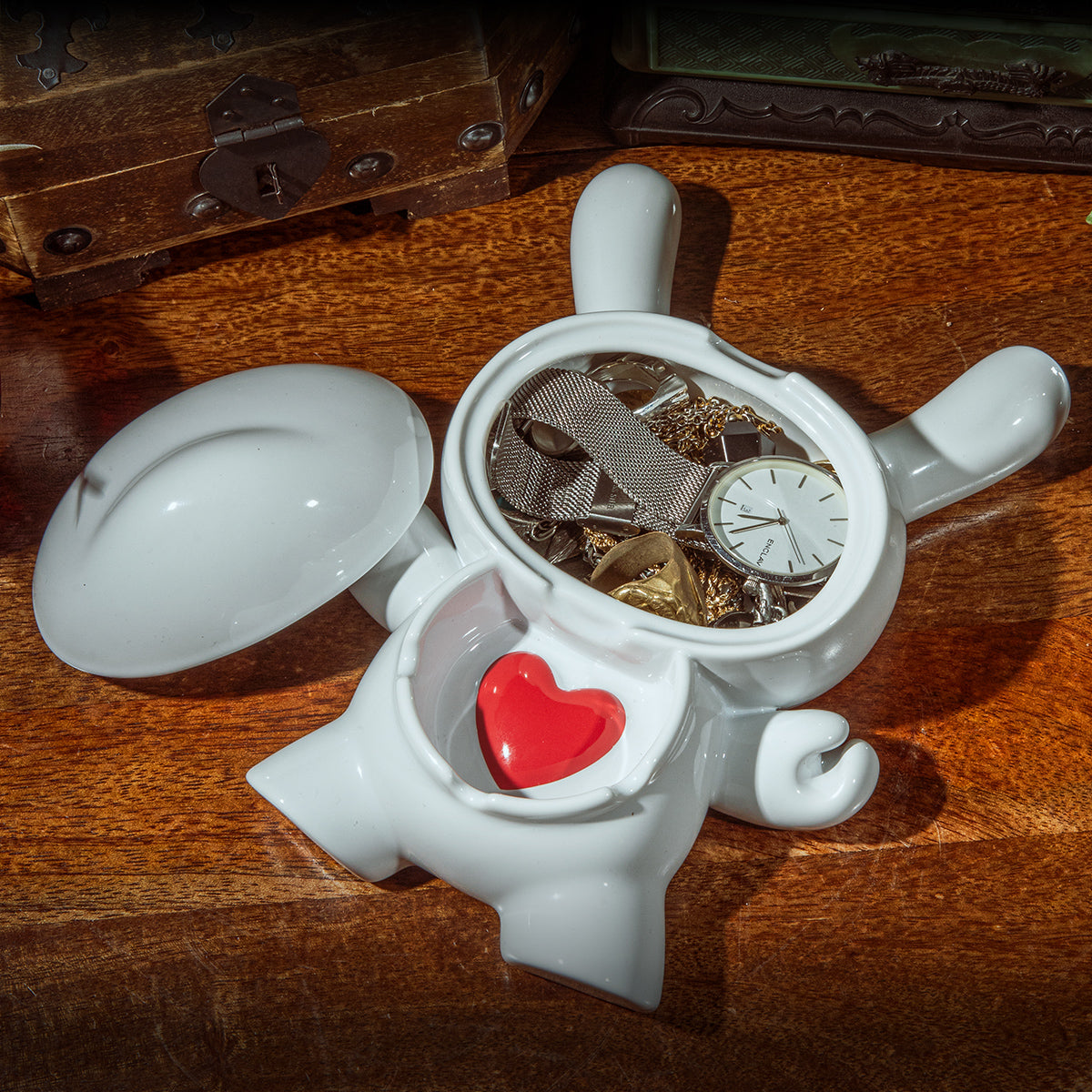 L.I.E. (LOVE ISN’T EASY) Dunny Ceramic Ashtray: PURE Edition (PRE-ORDER)